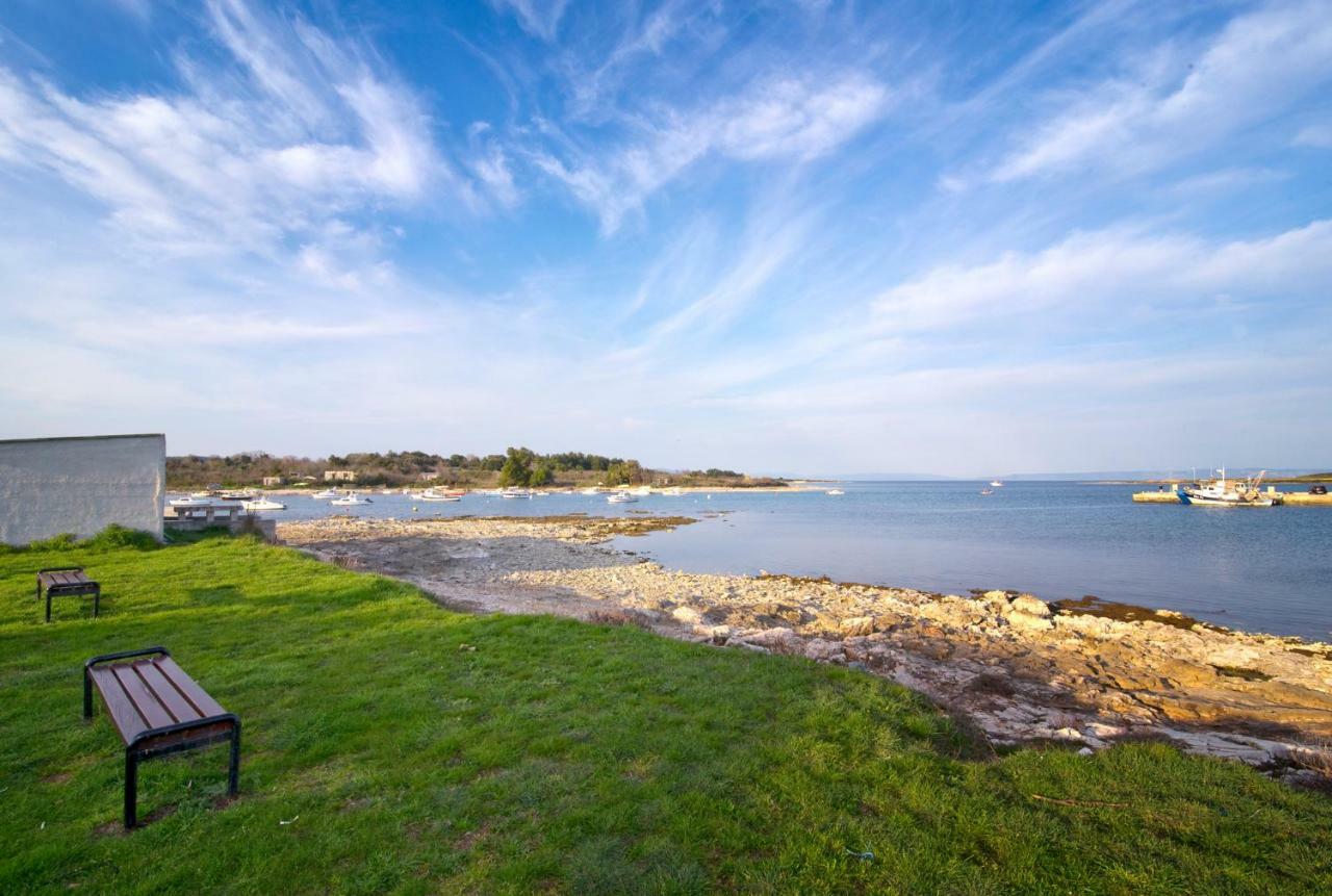 Holiday Home M1 & M2 Pula Exterior photo